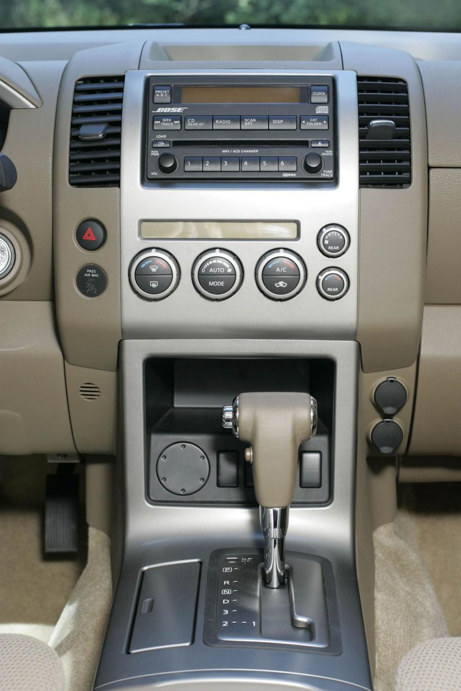  Nissan Pathfinder 2009 года  (фото 98 из 110)